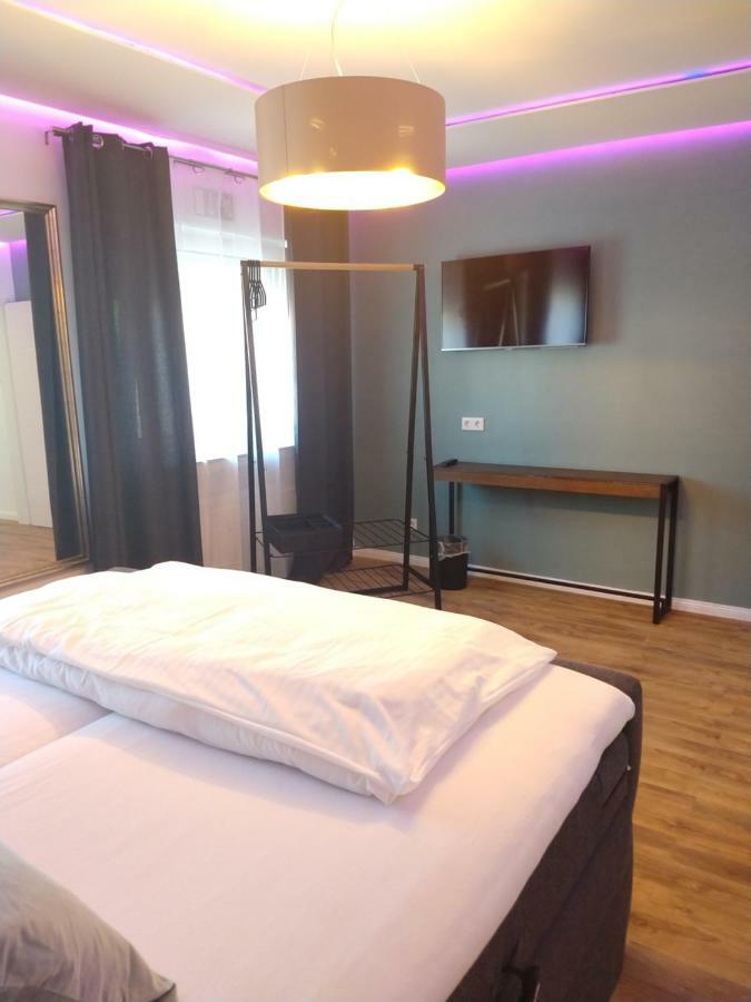 Hotel am Stadion Bielefeld Esterno foto